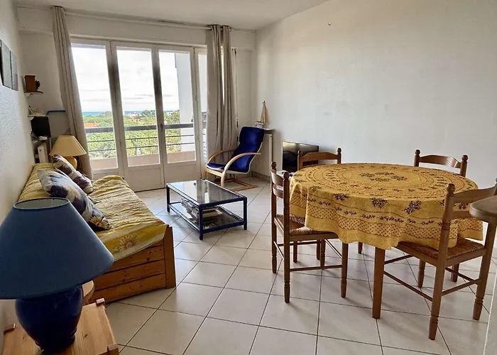 3 Pieces 6 Couchages Sur Ar200-075 Daire *