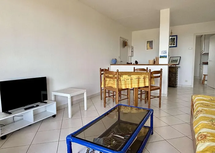 3 Pieces 6 Couchages Sur Ar200-075 Daire *